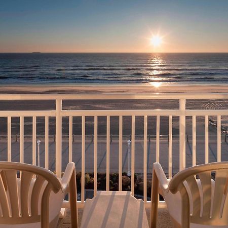 Hotel Courtyard Virginia Beach Oceanfront / North 37Th Street Extérieur photo