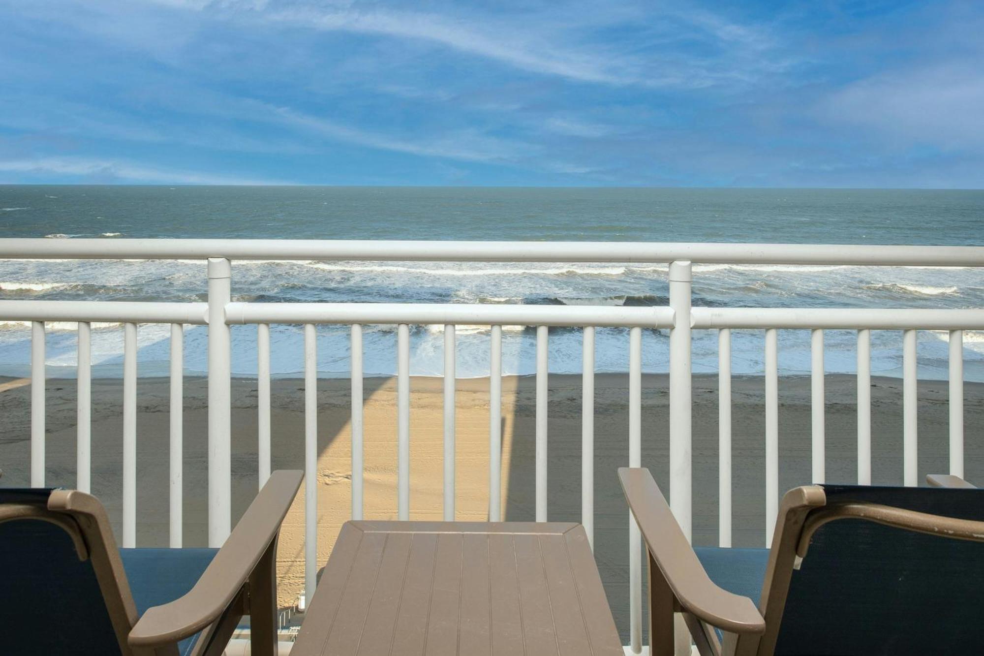 Hotel Courtyard Virginia Beach Oceanfront / North 37Th Street Extérieur photo