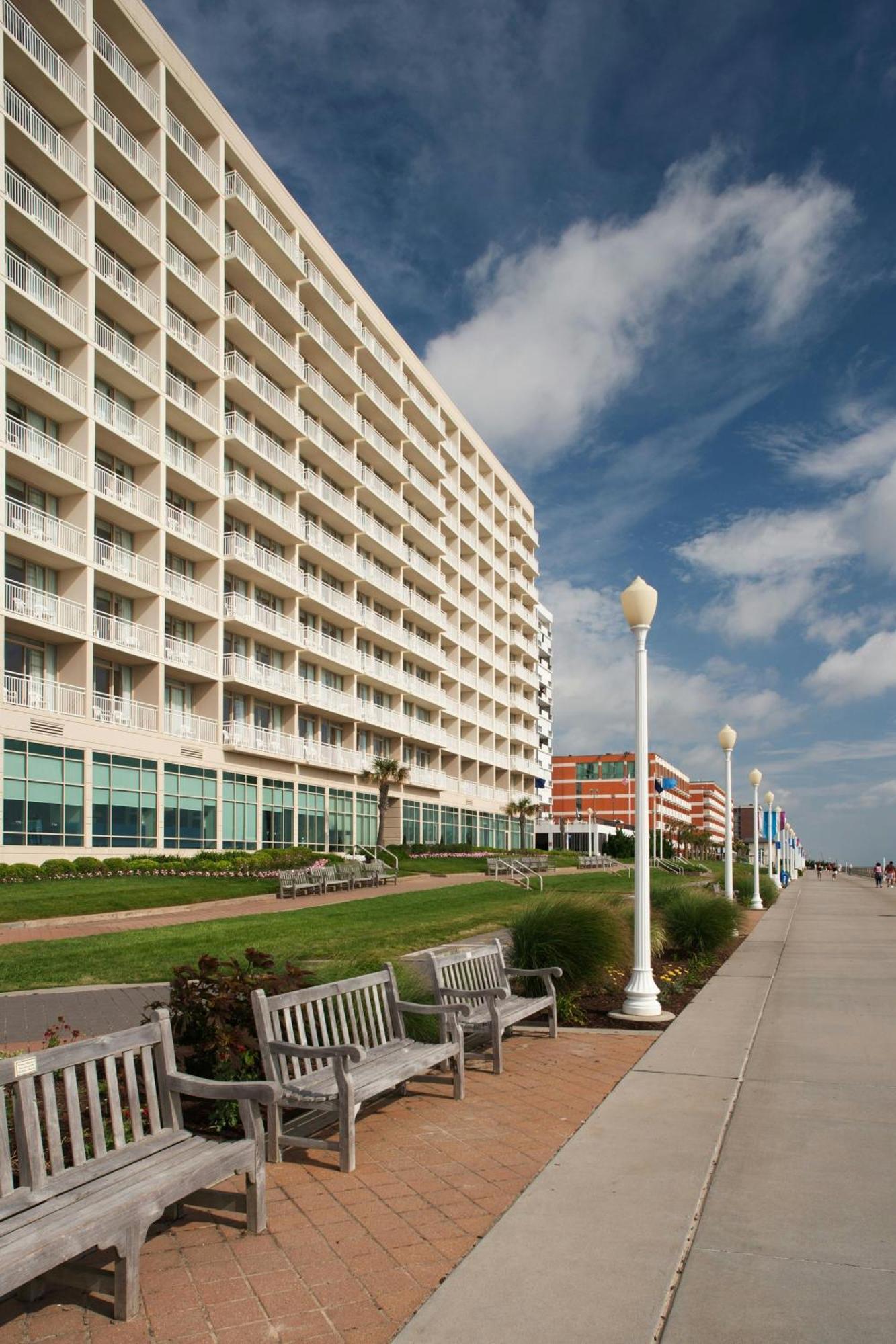 Hotel Courtyard Virginia Beach Oceanfront / North 37Th Street Extérieur photo